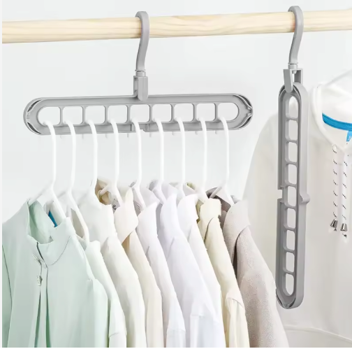 Dynamic Wardrobe Hanger